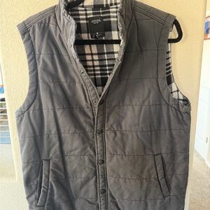 Union Charcoal Men's Quilted Vest